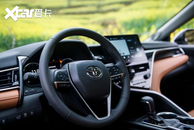 丰田凯美瑞即将开售 提供多种动力系统/百公里综合油耗最低4.1l