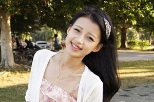 爱情公寓1 13级恐怖片段的小女孩是谁演的