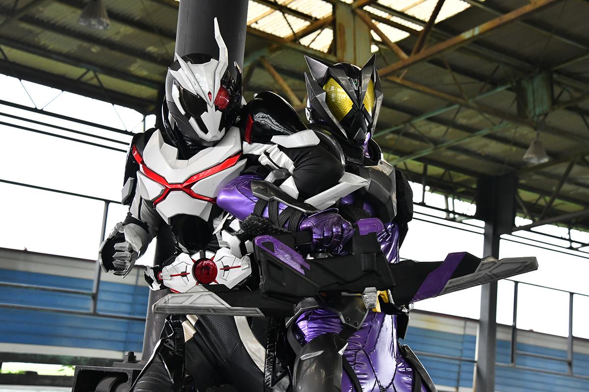 原创假面骑士01第43话:或人变身强化亚克零,千骑又吃瘪,灭爸被吊打