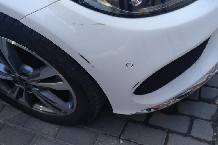 奔驰-c级 2018款 c 200 l 运动版