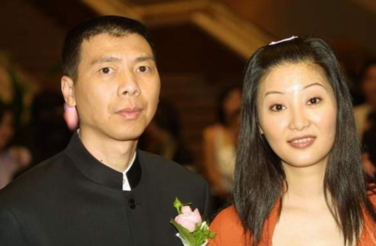 "徐帆的回答没有丝毫迟疑:"当然是冯小刚的老婆.