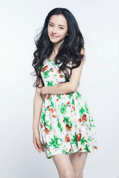 【图】曝"才貌双全"张芷溪整容前后照片 定妆照美艳至