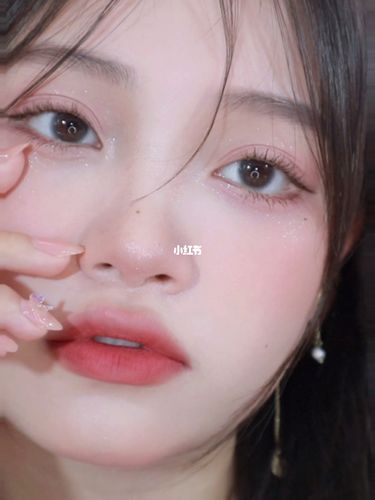 圆脸塌鼻梁|楚楚可怜小哭包~纯欲妆容_纯欲妆_圆脸_高光_妆容_腮红