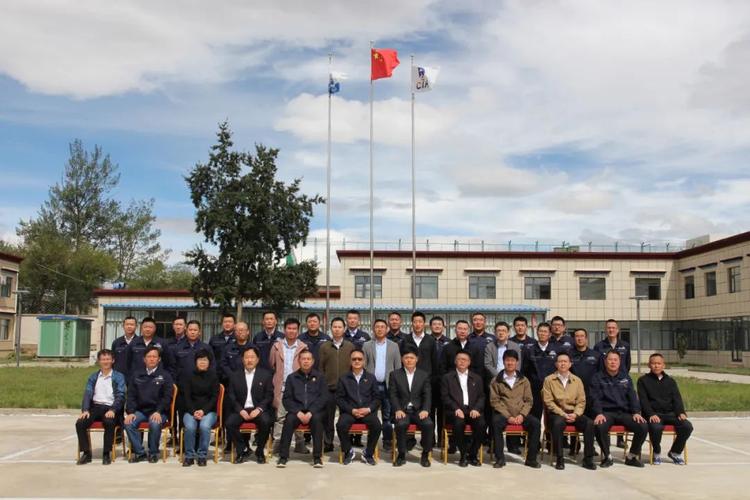 集团公司领导赴西藏调研山南隆子机场建设情况并慰问援藏干部和指挥部