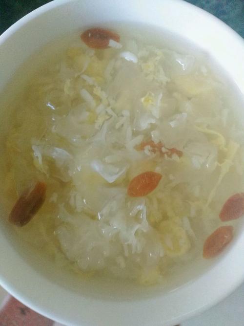 银耳老糟汤