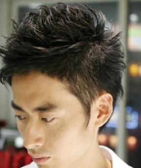 适合头发硬男生的发型 看头发硬适合什么发型 头发硬发型,头发硬男生