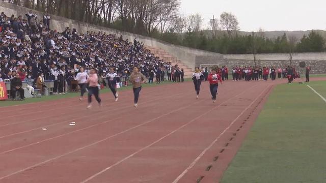 华亭三中春季田径运动会圆满举办