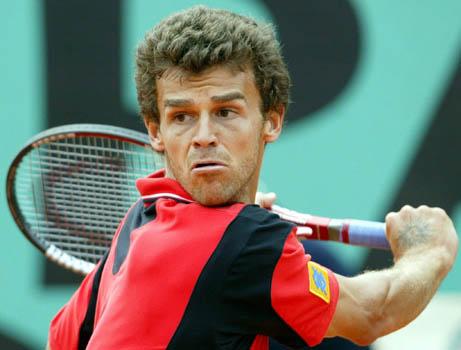 图文法网男子单打第8日赛况库尔滕愁眉苦脸