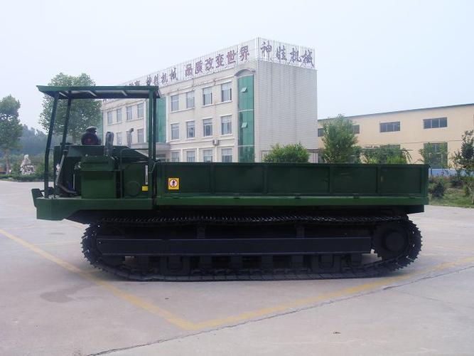 神娃履带运输车