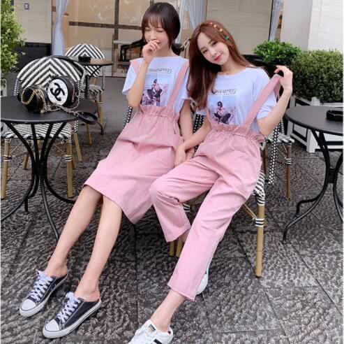 初中生最偏爱的汉服闺蜜装,精致的衣裙下摆