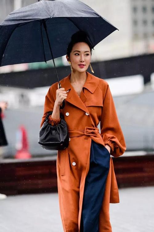 她全身白了三个度?原来是这件衣服衬得好