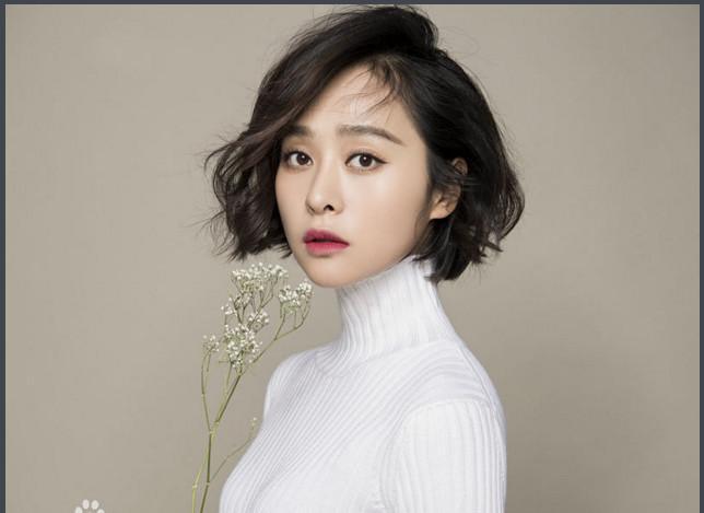 她凭飞哥大英雄刘景怡走红,胜任各种高难角色,她是谁?