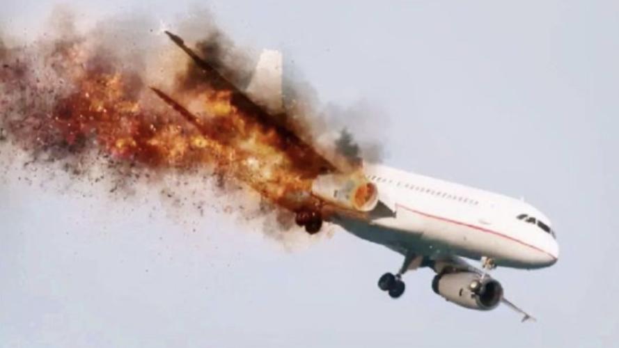 中华航空客机突发空难引擎失灵12秒下坠9000米场面失控危在旦夕