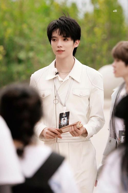 罗一舟正脸照片!