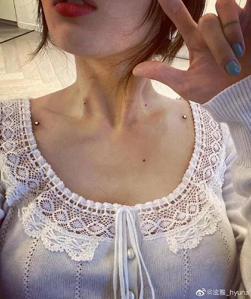 刘雯刚重返时装圈就被网友吹爆你还在羡慕她的平锁骨吗