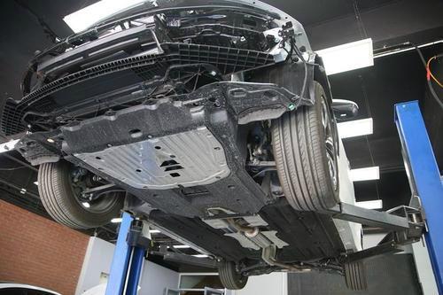 英朗车主实拍副厂发动机护板,让人又爱又恨,原因找到了