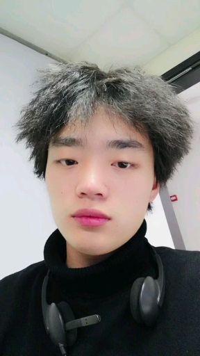 锡纸烫中分是怎么样的?