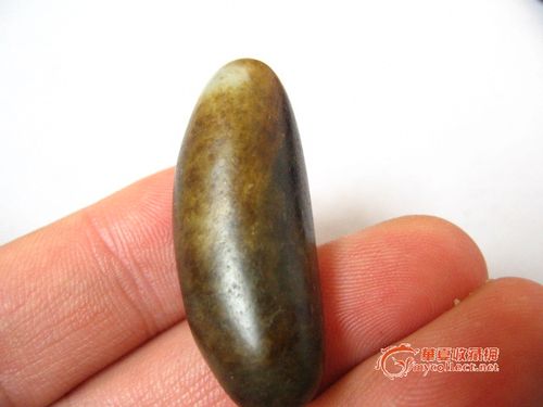 和田玉全皮白玉籽料