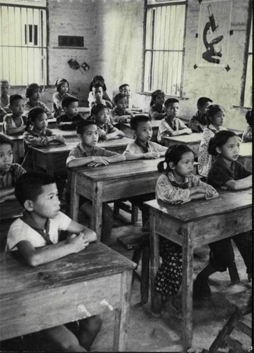 老照片!60-70年代国外报纸上的中国:每一张都有时代回忆