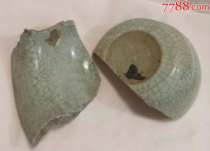 元代哥窑洗子,香炉2件残片(h)