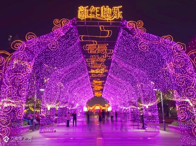 资阳街道目前还仅剩的一些春节亮化灯!