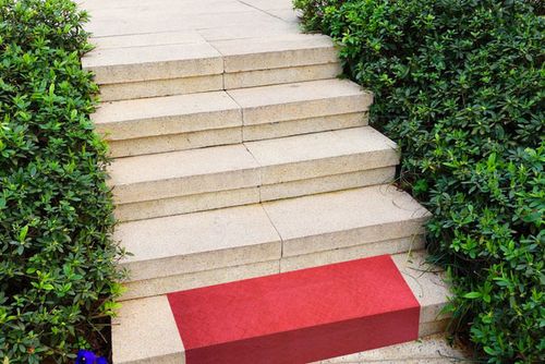 ps给台阶合成逼真的卡通绘画