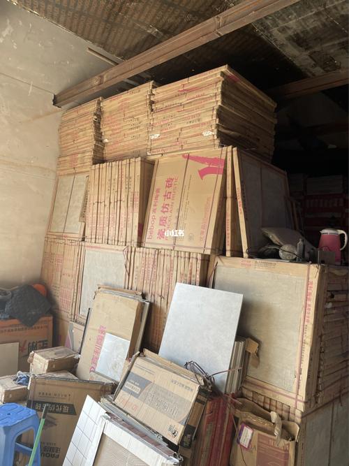 家门口的瓷砖仓库_瓷砖_装修_电动车_我的装修记录_家居家装_装修