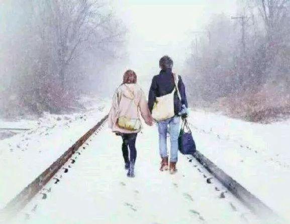 手牵手,赶个大雪,一起离家出走!