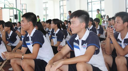 华二黄流中学官网