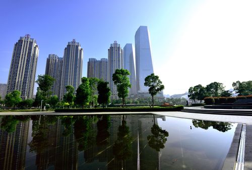 梅溪湖--金茂府