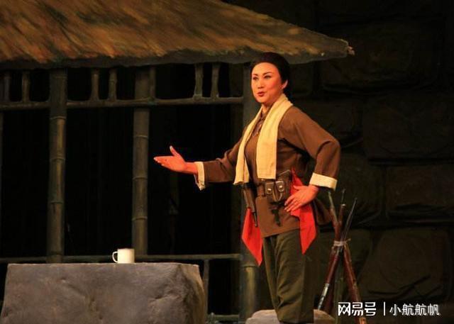 双枪老太婆三个原型结局如何一个退党一个牺牲只有一个善终