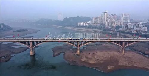 直击:封闭施工,内江西林大桥在"改"什么——