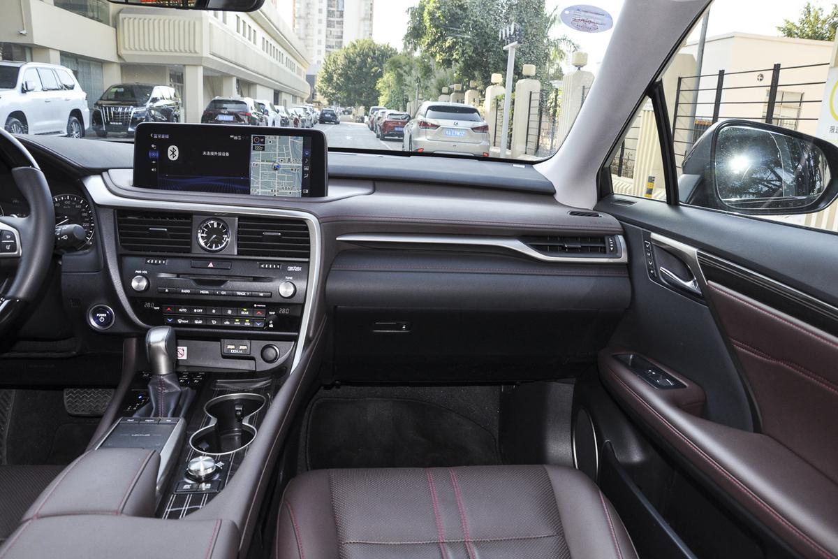 2020款雷克萨斯rx混动 450h 四驱尊贵版6座国vi