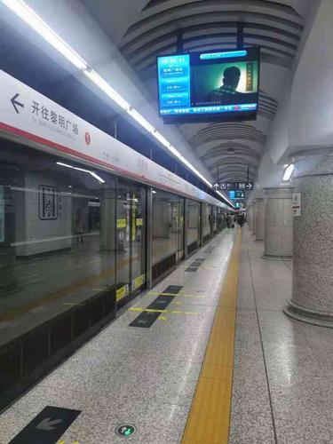 青年大街地铁站-"青年大街作为沈阳最早的地铁中转站.