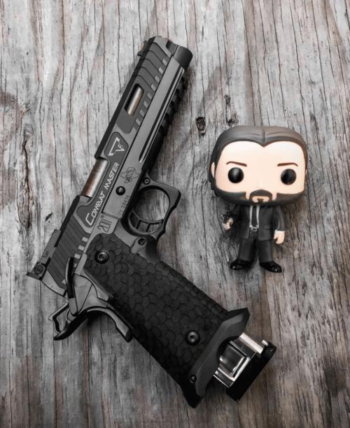 战斗之王m1911百年后还能称霸手枪之巅