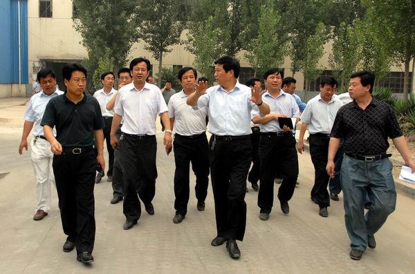 县委书记陈向阳,代县长吉建军调研产业集聚区建设