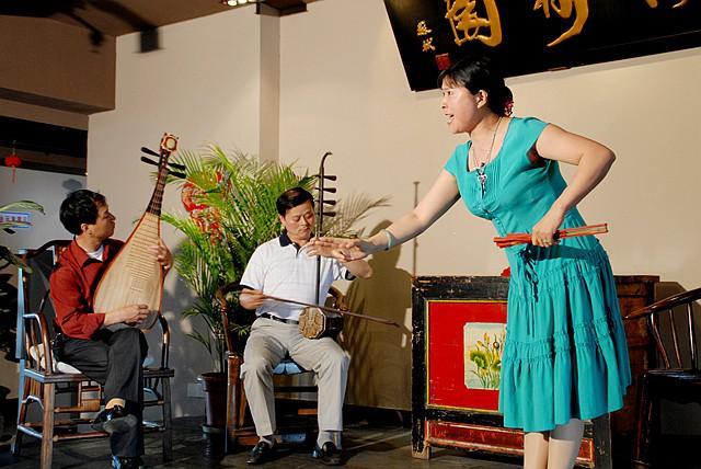 曲艺类非遗"宁波走书"在奉化保护传承的生动实践