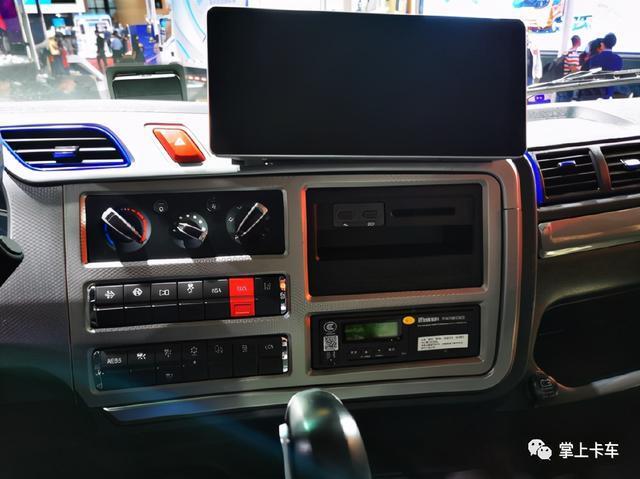 欧航rpro自动挡中卡,高顶双卧 空气悬架,会是行业"黑马"吗?