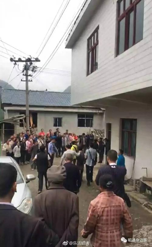 昭通双河村发生一起恶性杀人案,被害者当场