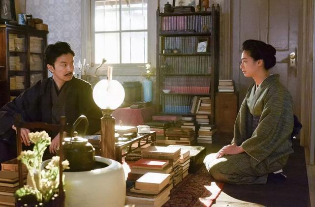 网易首页>网易号>正文申请入驻>《三四郎》是夏目漱石早期三部曲之一.