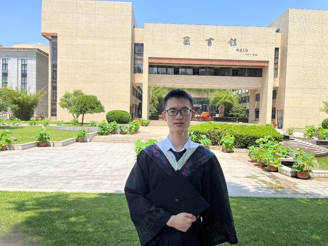 华中科技大学神奇班级18人将进入清华北大浙大名校