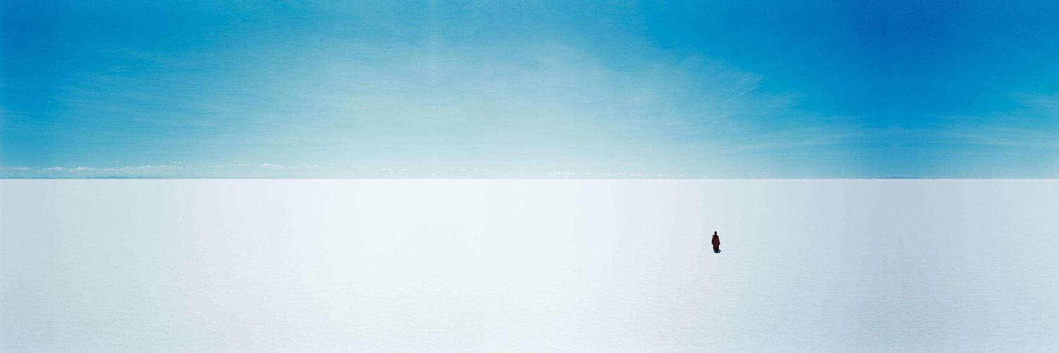 讲到无印良品的广告设计的问题,消费者对无印良品的喜好各种不同