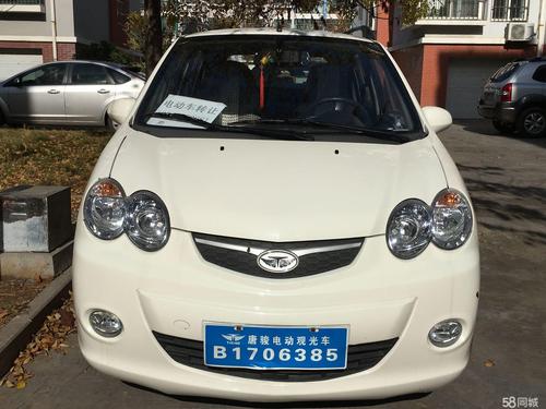 卖唐骏王子电动汽车白色,带12万元保险28000元