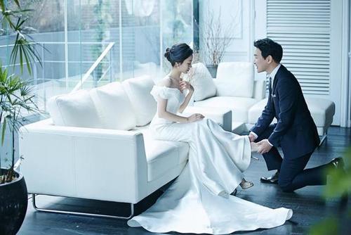 平胸拍婚纱照怎么办平胸新娘怎么拍婚纱照