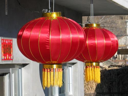 新年门口不要乱乱挂红灯笼!原来是有禁忌的!一定要给