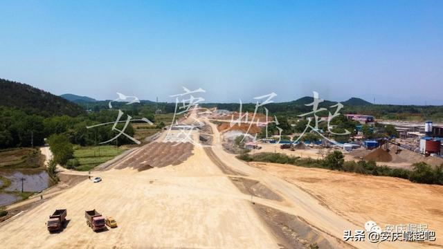 新安庆西站项目选址位于安庆市怀宁县茶岭镇,处于新206国道西侧2公里