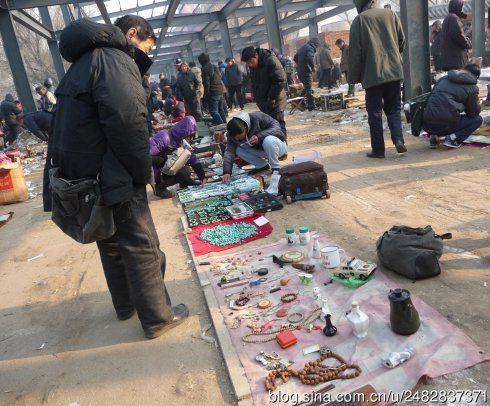 沈阳鲁园露天古玩市场见闻