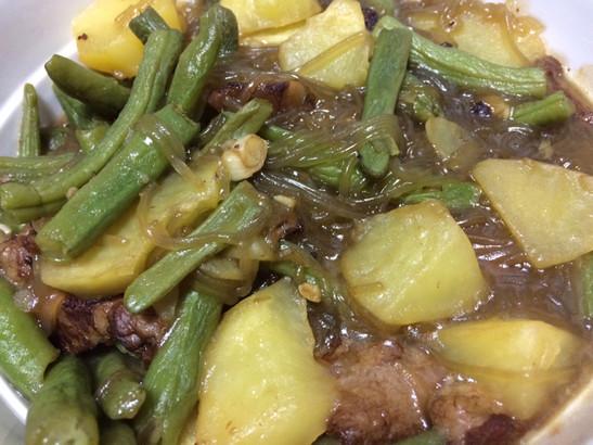 土豆豆角炖粉条