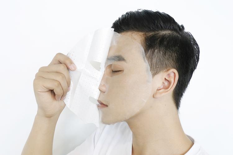 据说爱敷面膜的男性能力会提高37%!