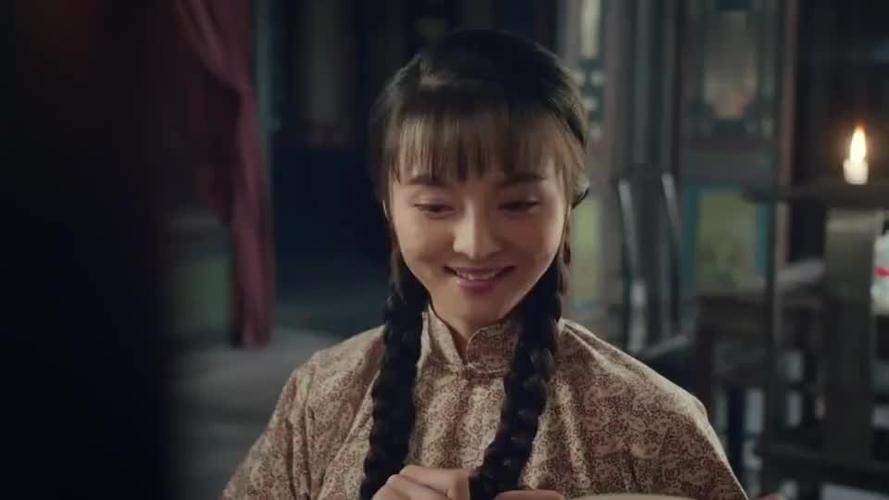 娘道:盼娣来和妹妹道别,招娣要代替姐姐去锄奸,俩姐妹真是情深